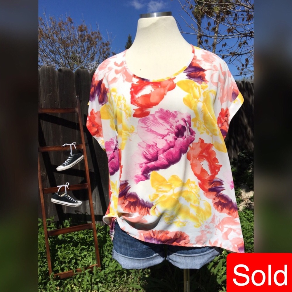 Floral top